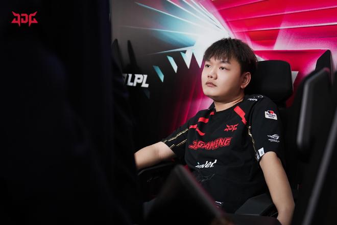 仅在足球圈 仅在足球圈