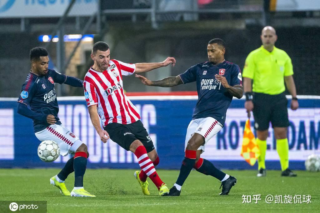 新加盟的他 新加盟的他