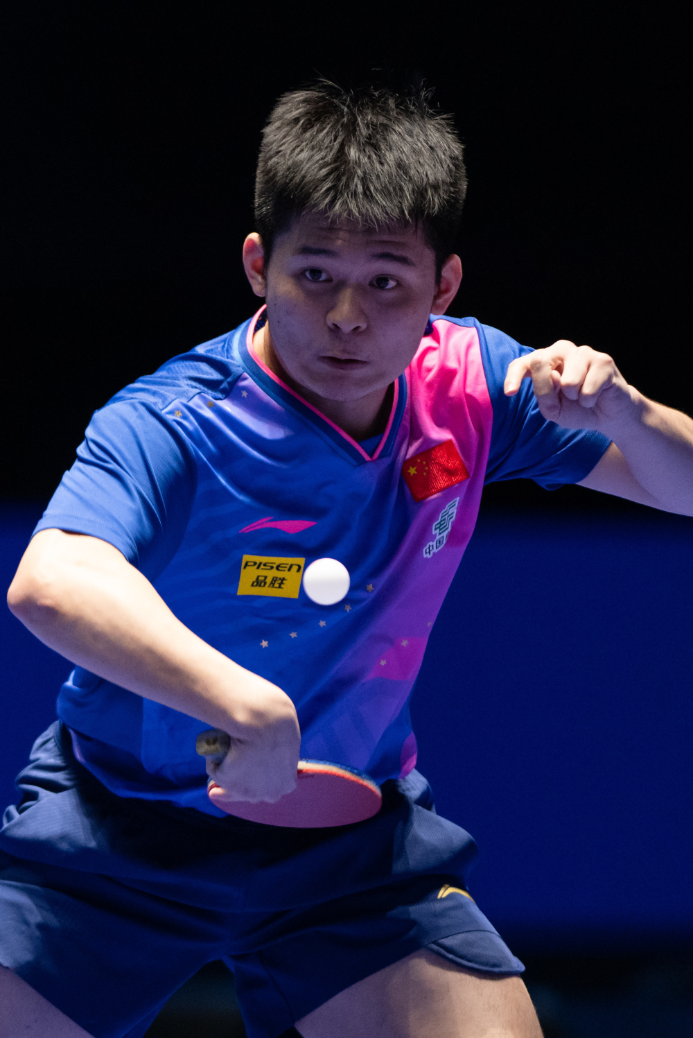 球范围和媒 球范围和媒